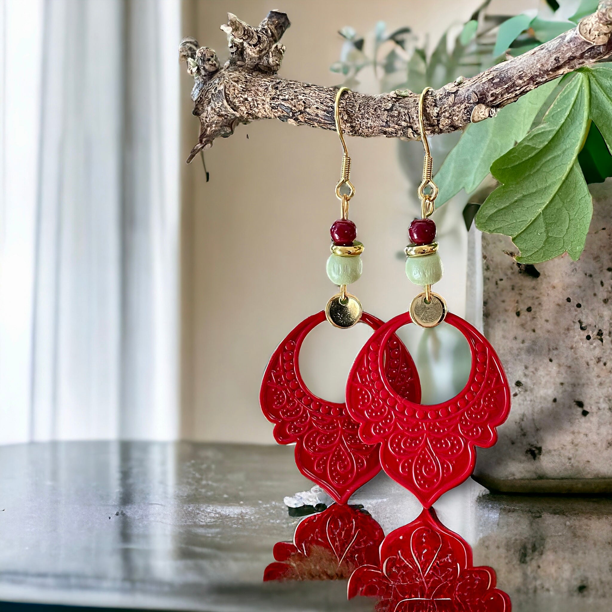 Lot De Bijoux Fantaisie - Anneaux Et Boucles D'oreilles Rouges - Occasion
