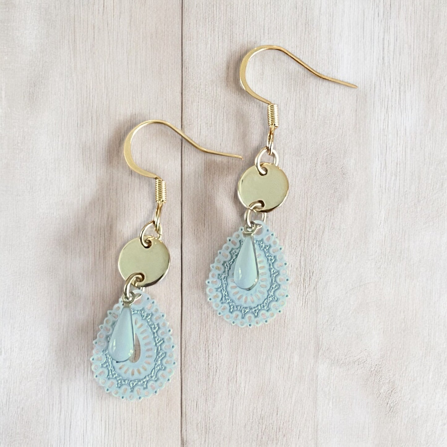 Mini boucles dentell