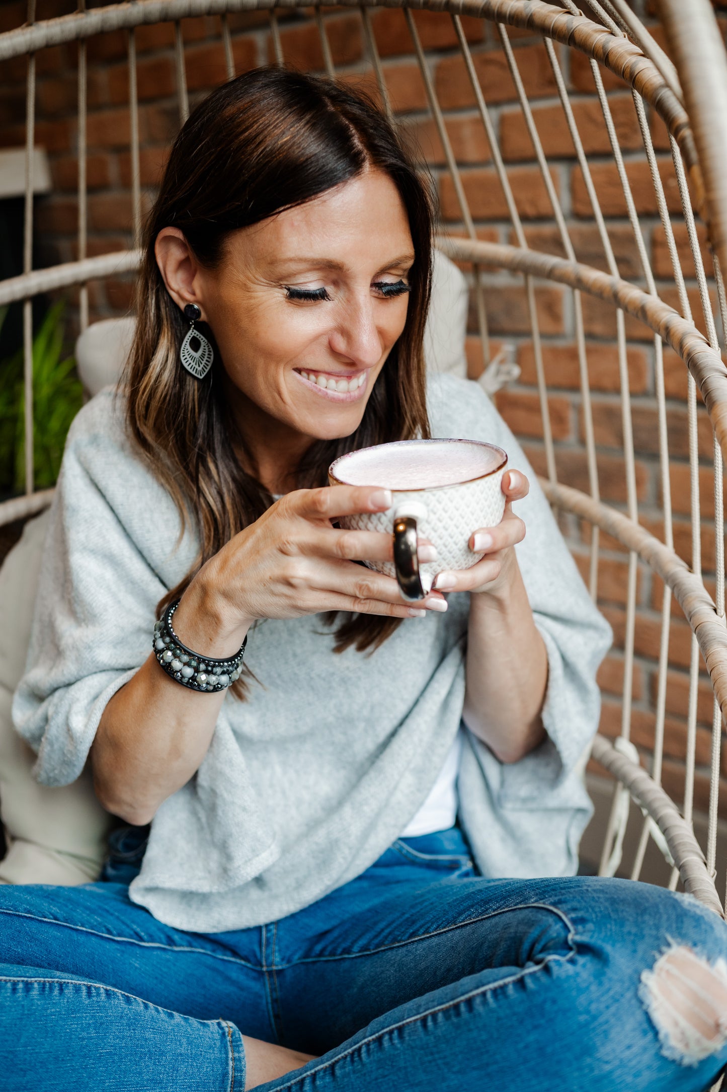 Boucles d’oreilles gouttes grises