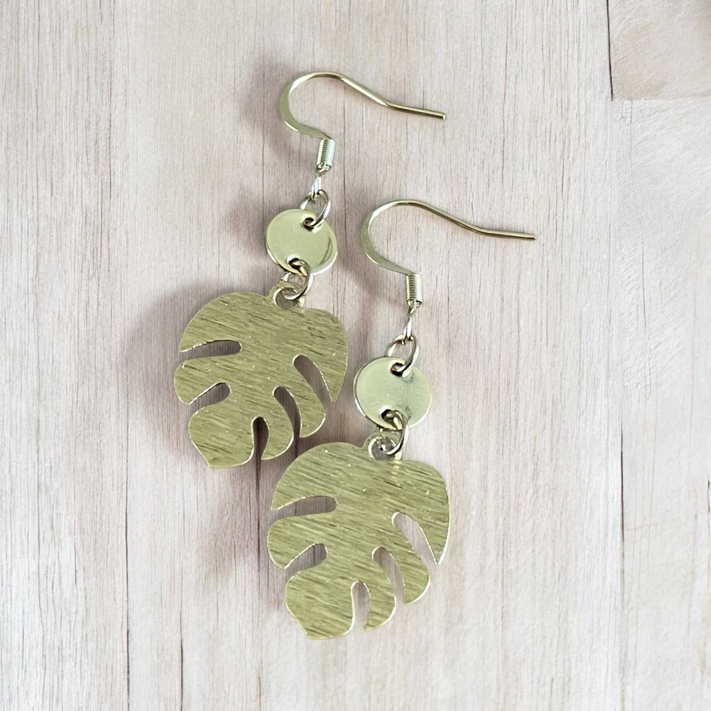 Petites boucles monstera