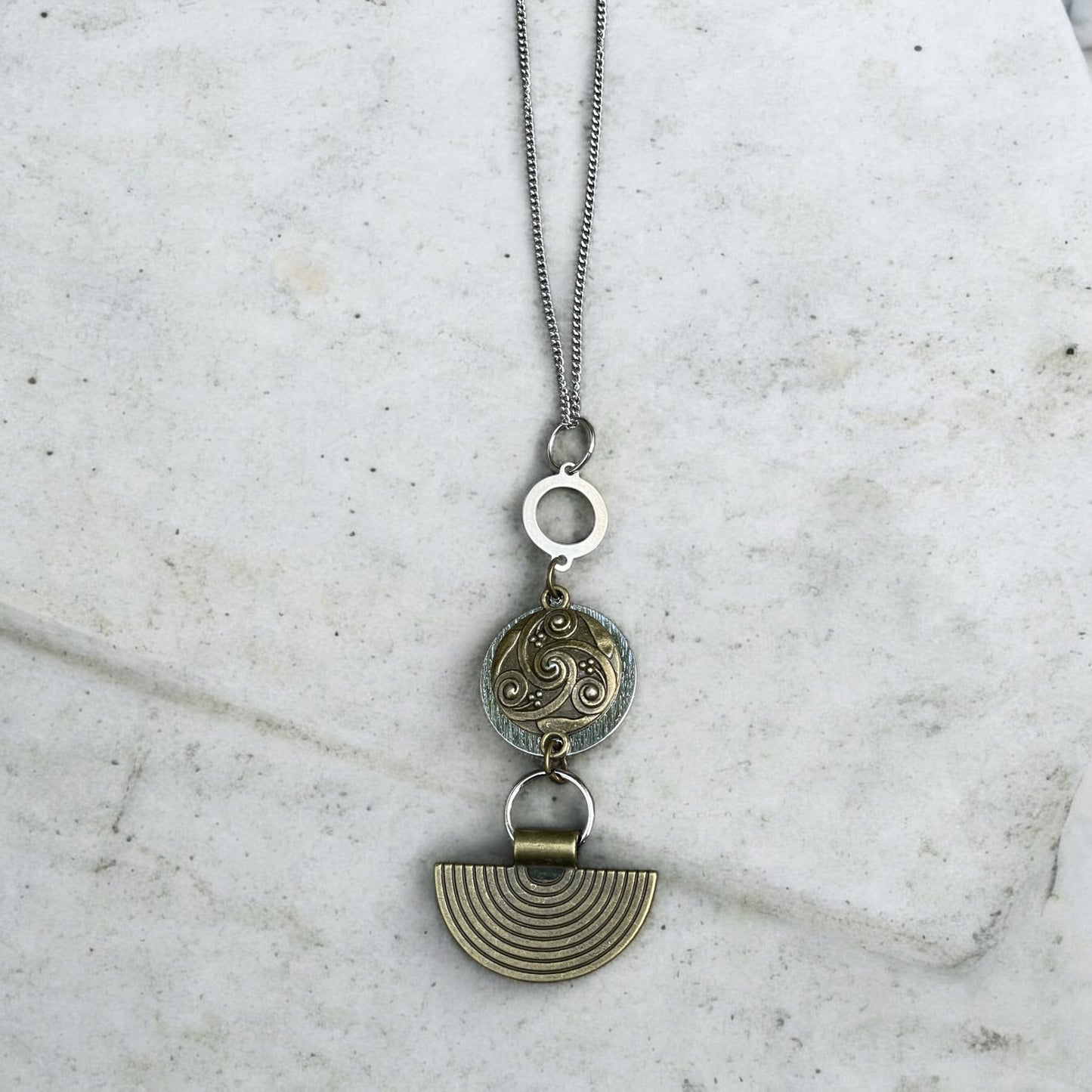 Collier inox et bronze