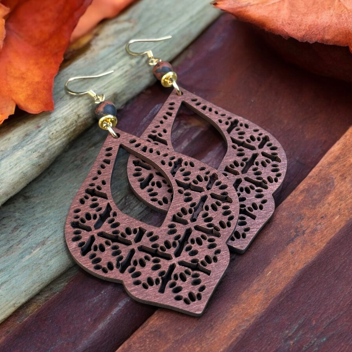 La grande boucle bois élégante