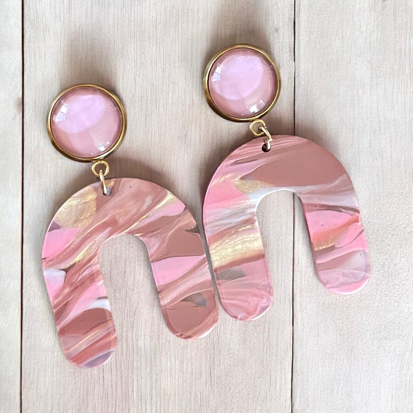 Boucles verre et résine