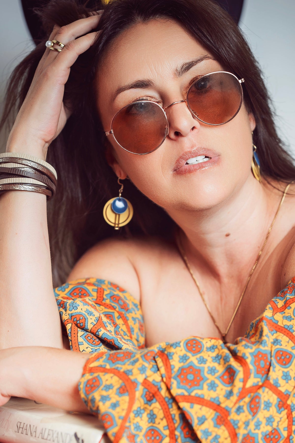 La boucle ocre et bleu