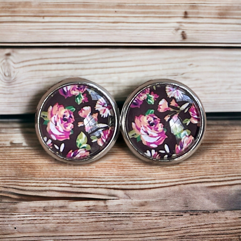 Clous d’oreilles fleuris