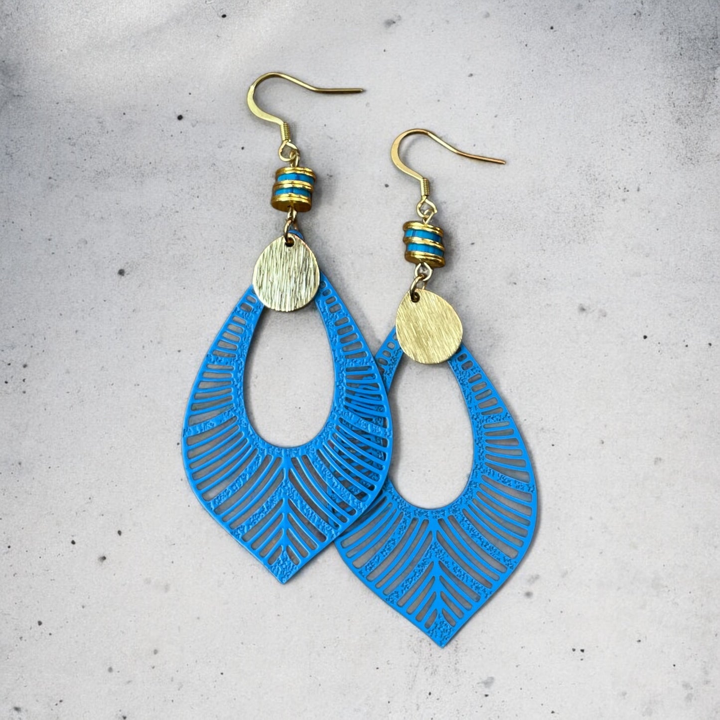 Boucles gouttes bleues