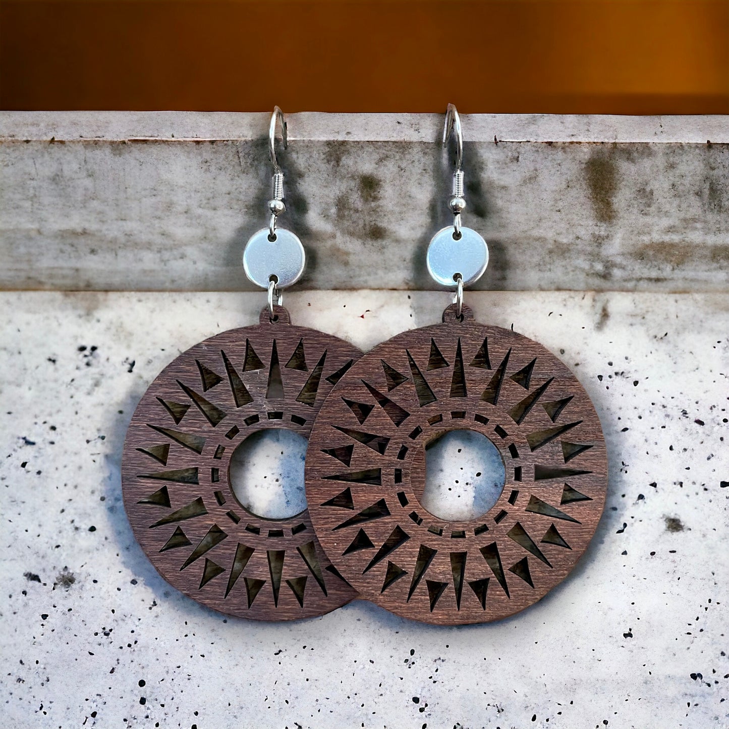 Grandes boucles d’oreilles en bois