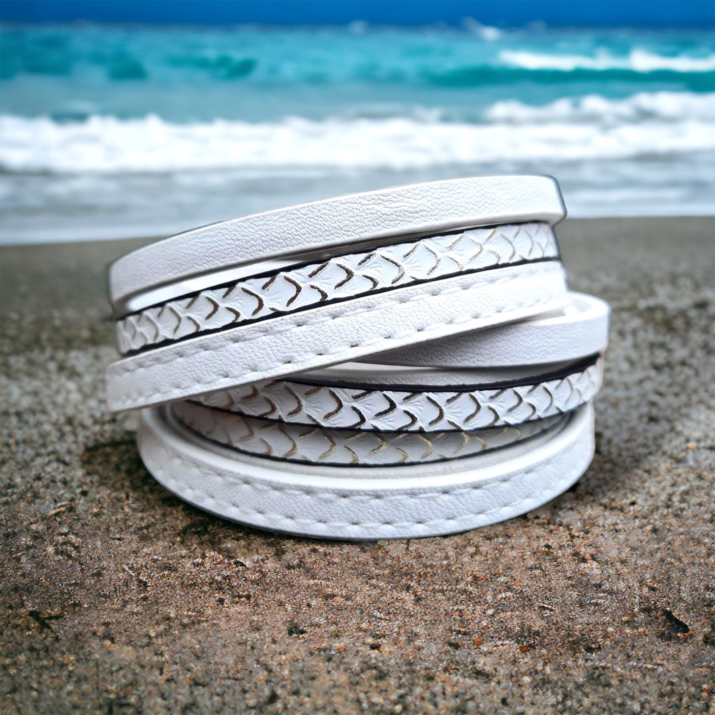 Bracelet de cuir blanc