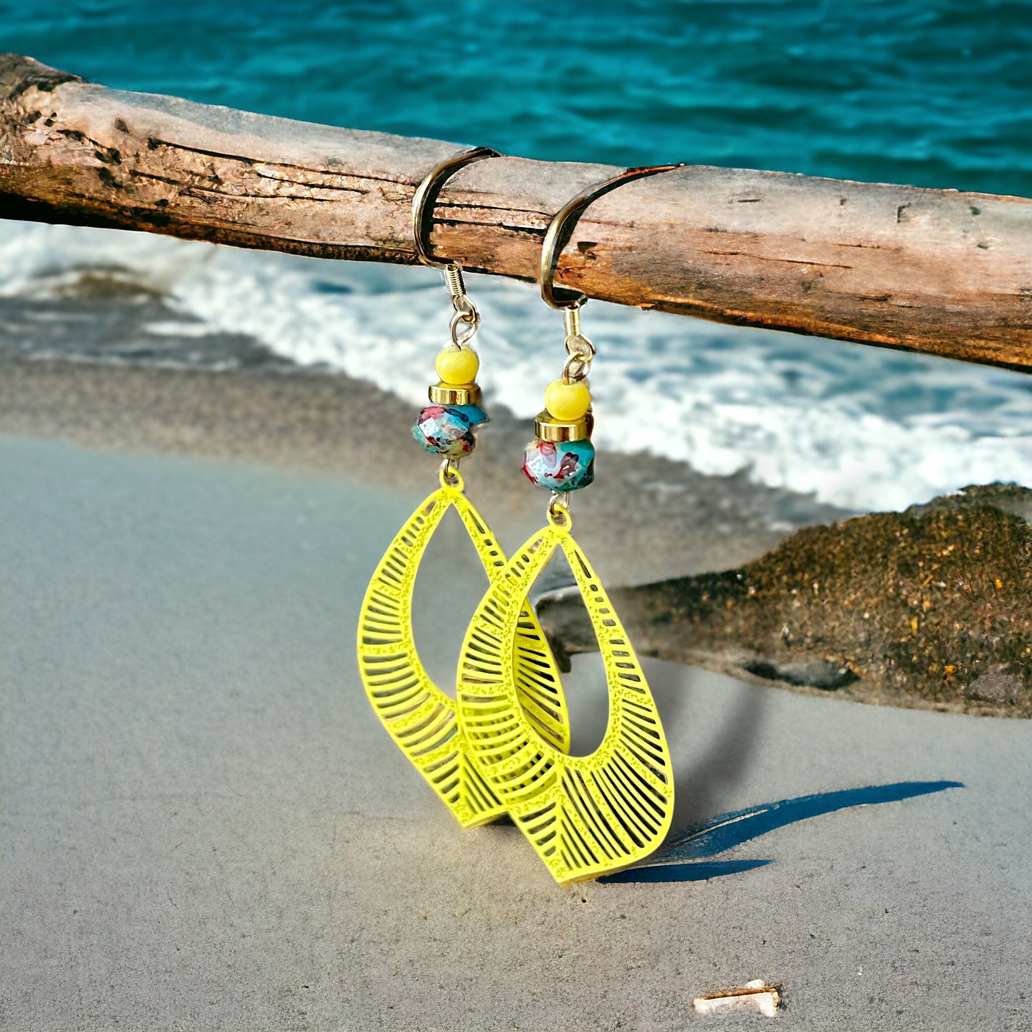 Boucles d’oreilles gouttes jaune