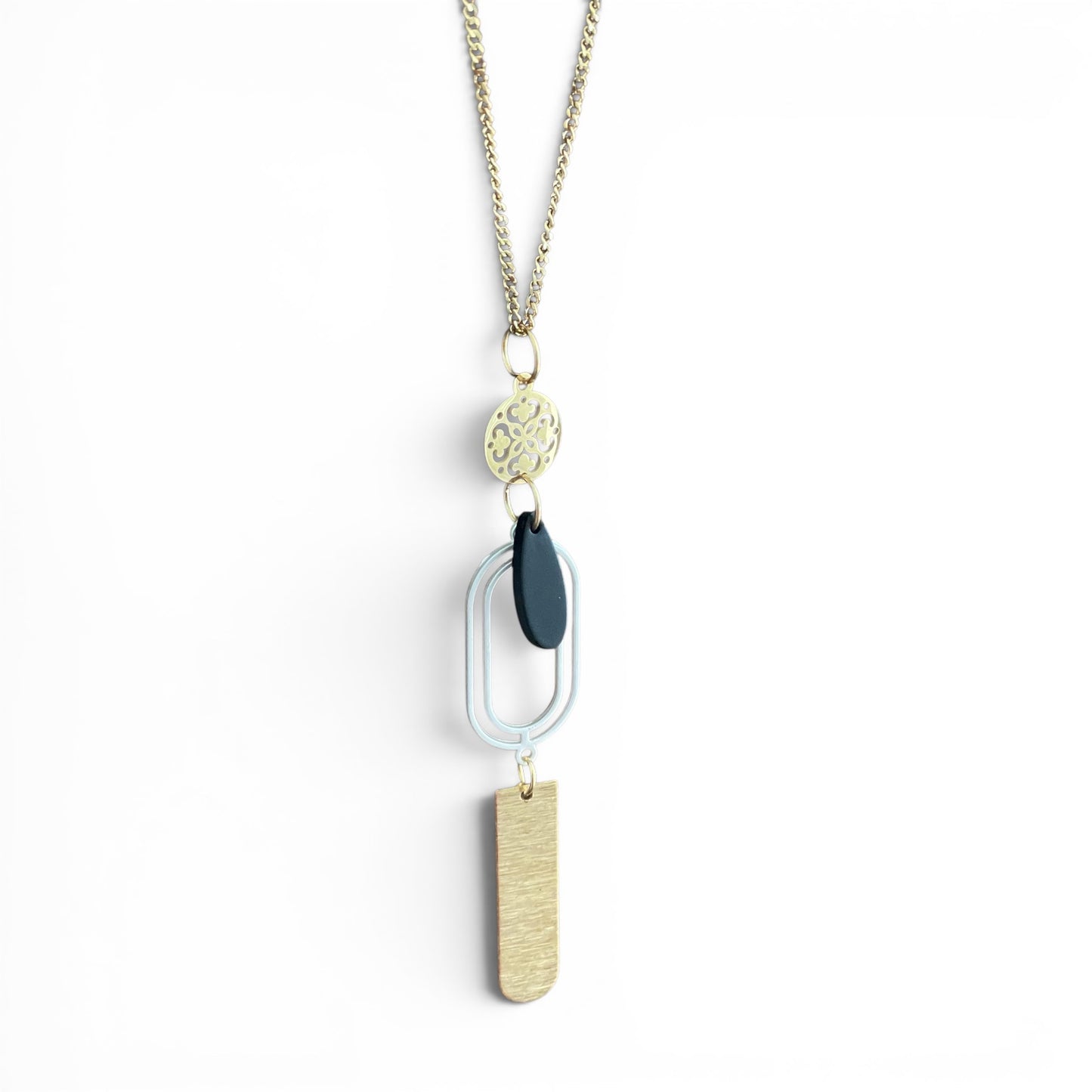 Long collier moderne d’été