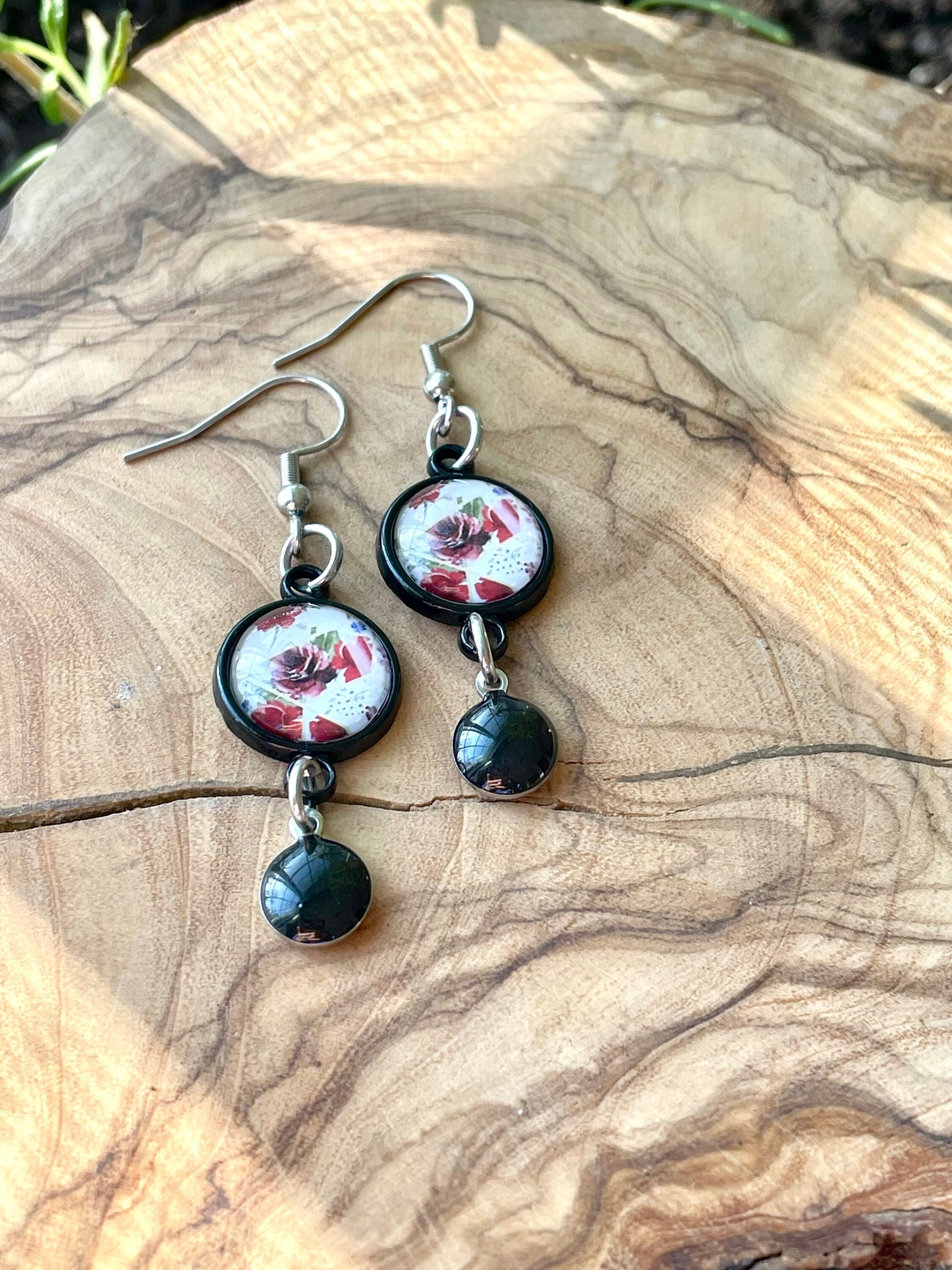 Boucles d’oreilles roses rouges