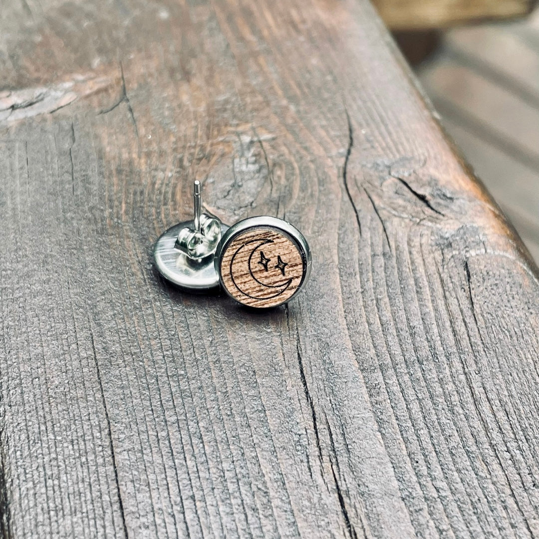 Clous d’oreilles bois et lune