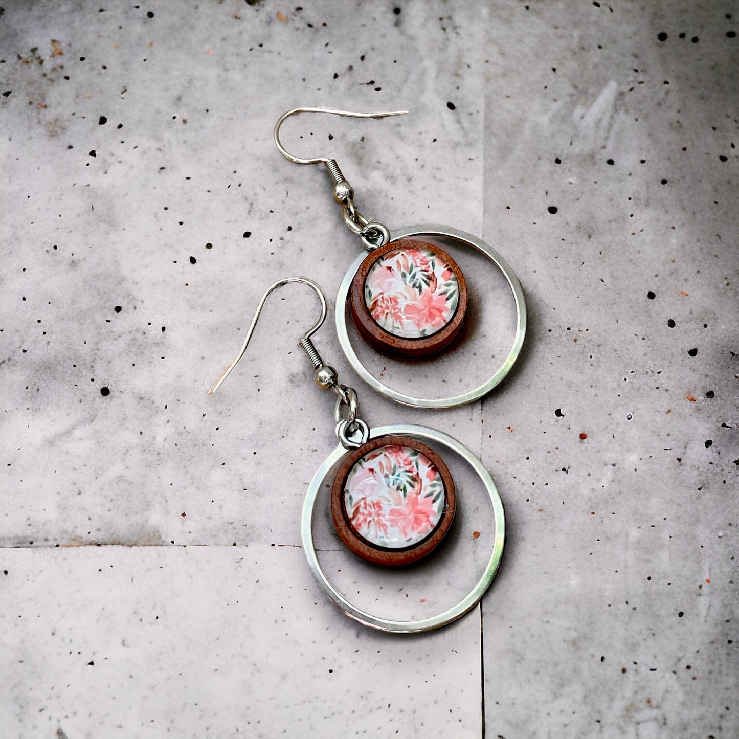 Anneaux cabochons et bois