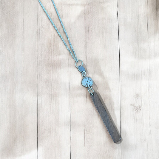 Collier pendentif cabochon et bois