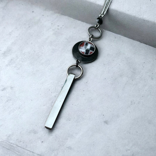 Long collier moderne