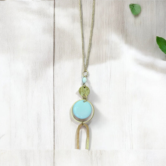 Collier moderne d’été