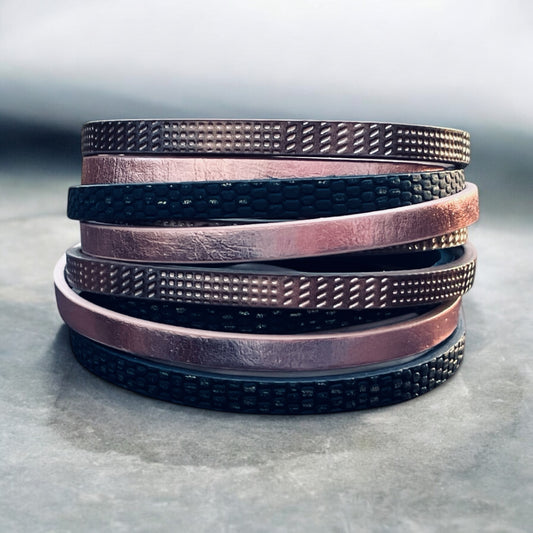 Bracelet wrap en cuir or rose et noir