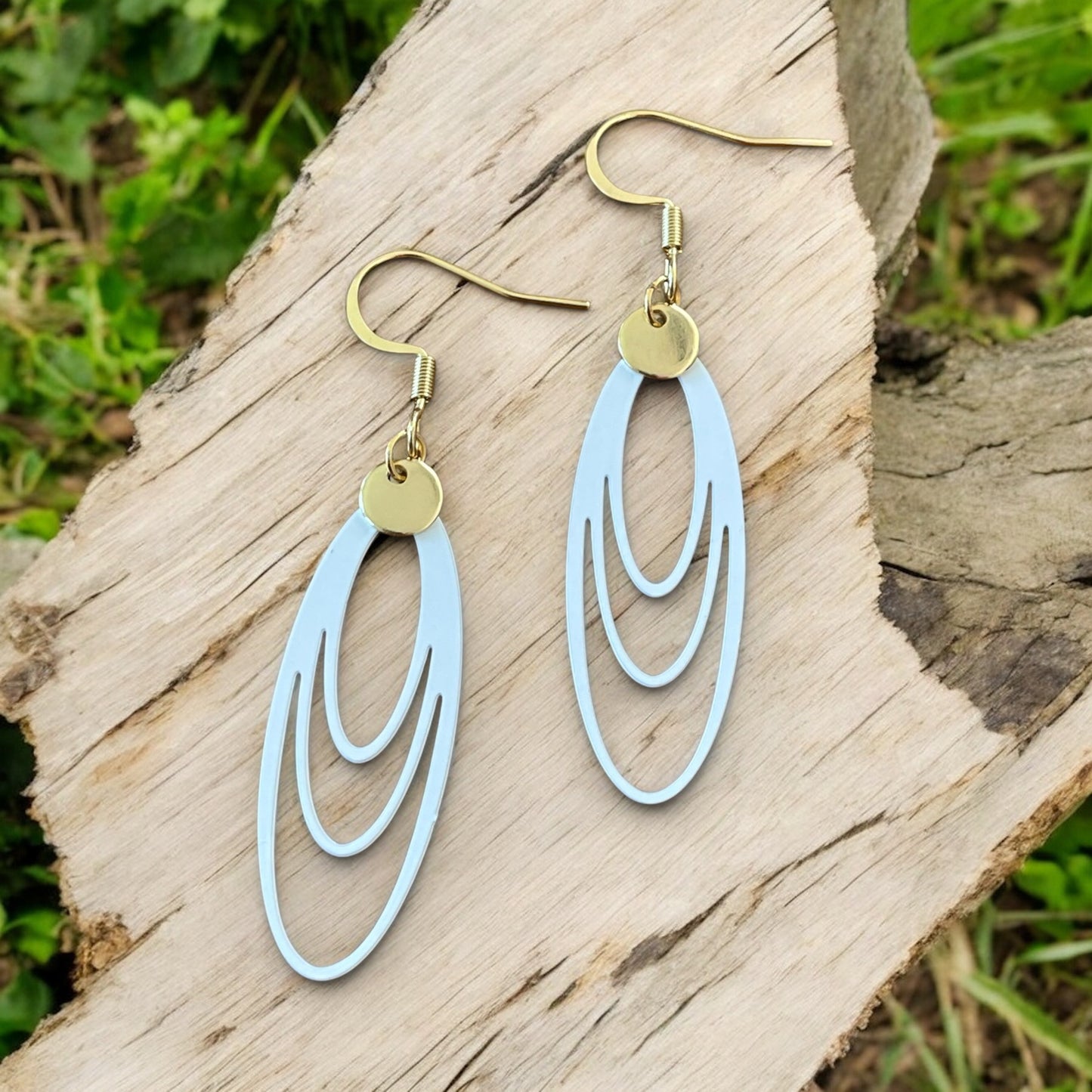 Boucle délicate  blanche