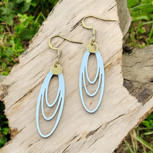 Boucle délicate  blanche