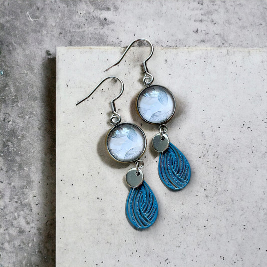 Boucles d’oreilles feuilles bleues-gris