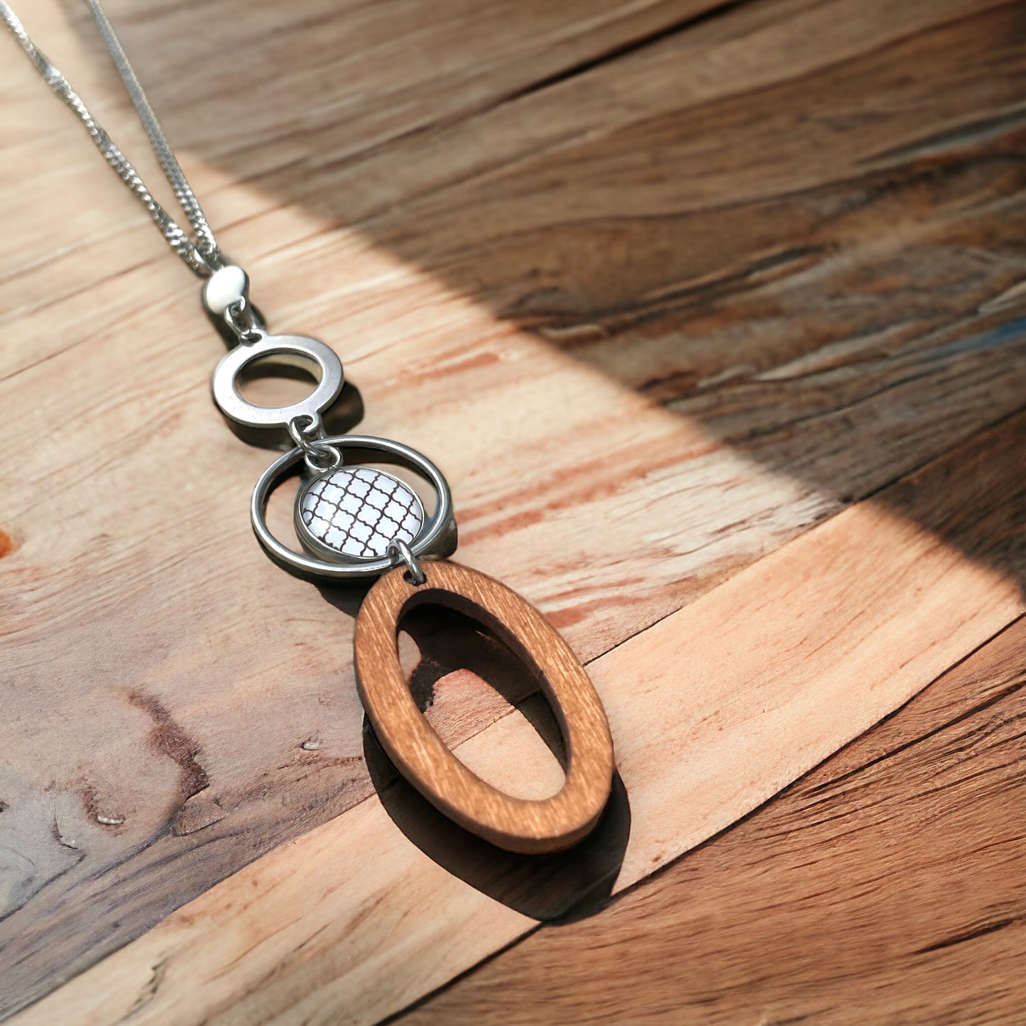 Collier cabochon et bois