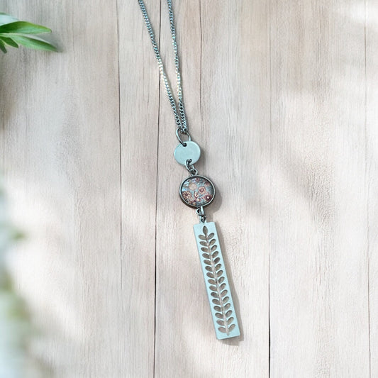Collier inox gris et pêche