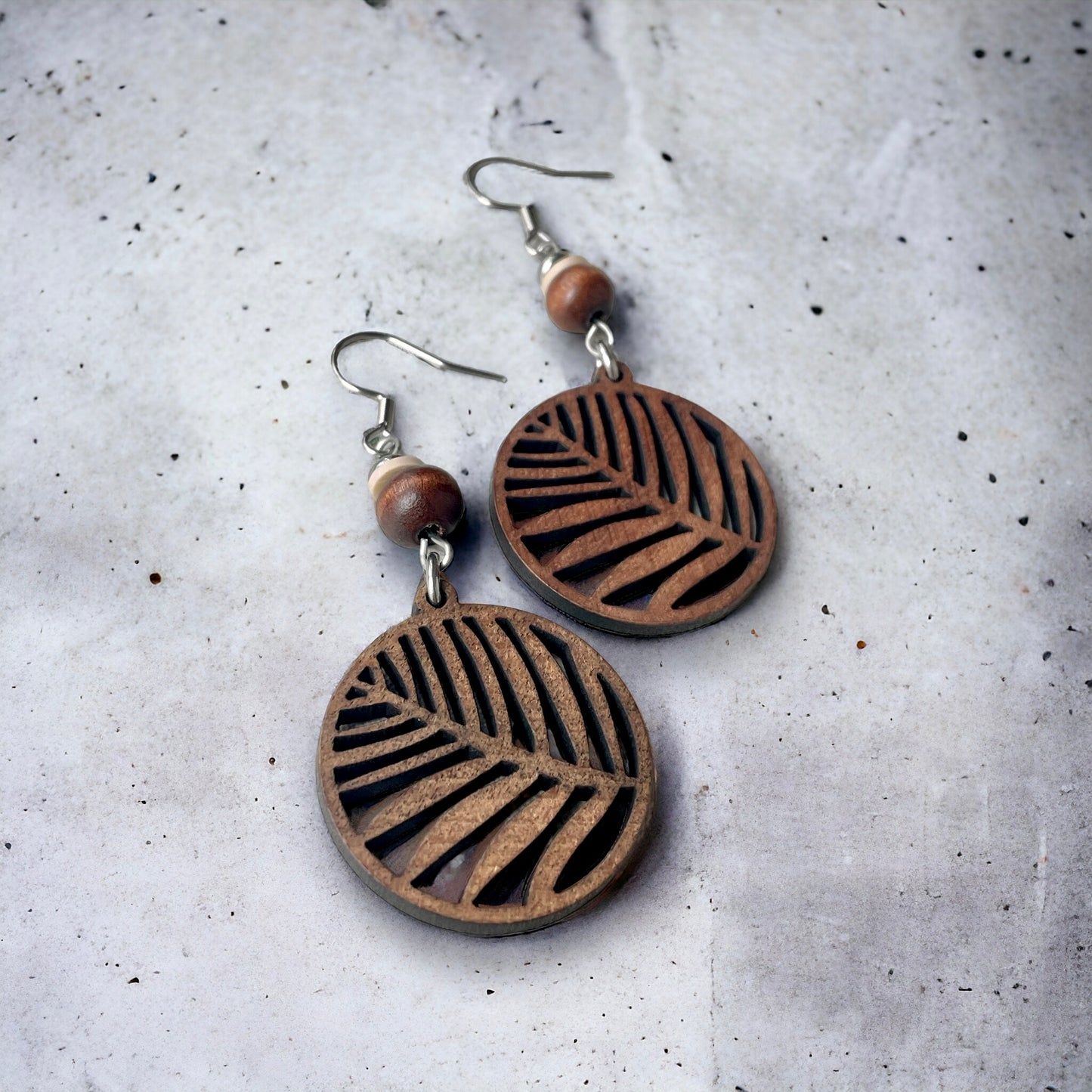 Boucles d’oreilles feuillage bois