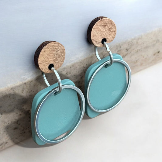 La boucle vert de gris et bois