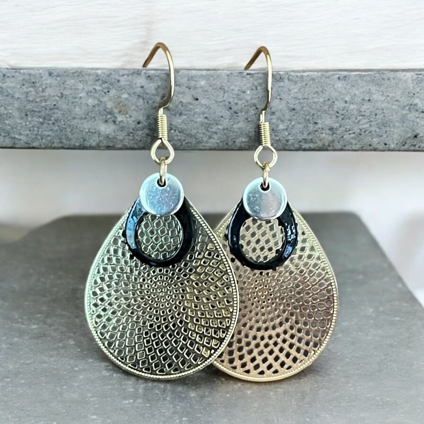 Boucles petites gouttes or