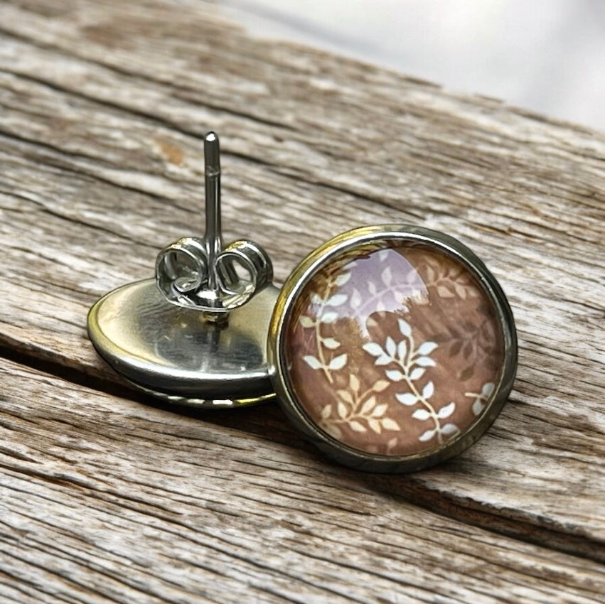 Clous d’oreilles feuillage