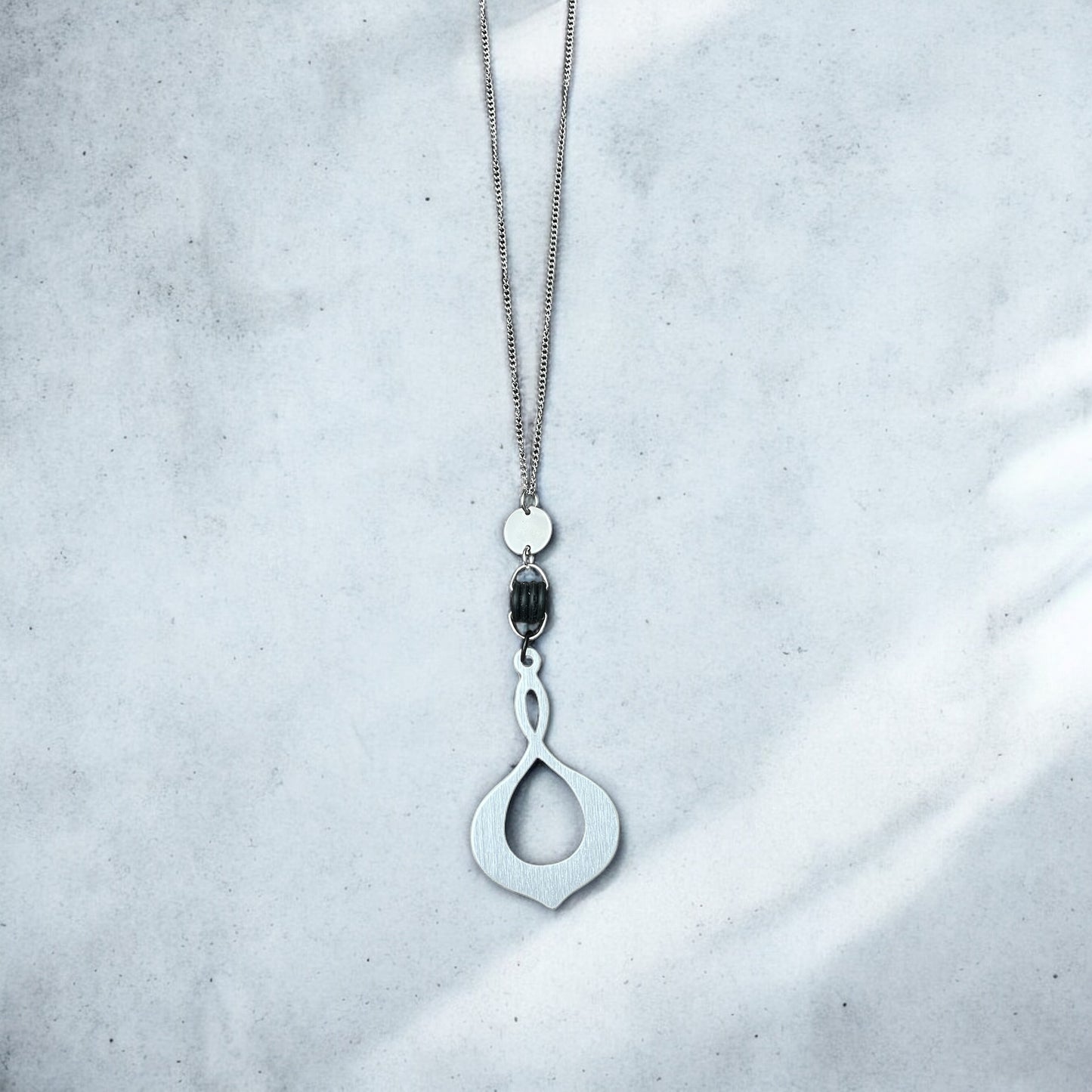 Collier long goutte argent