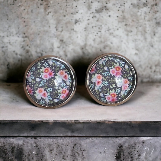 Clous d’oreilles