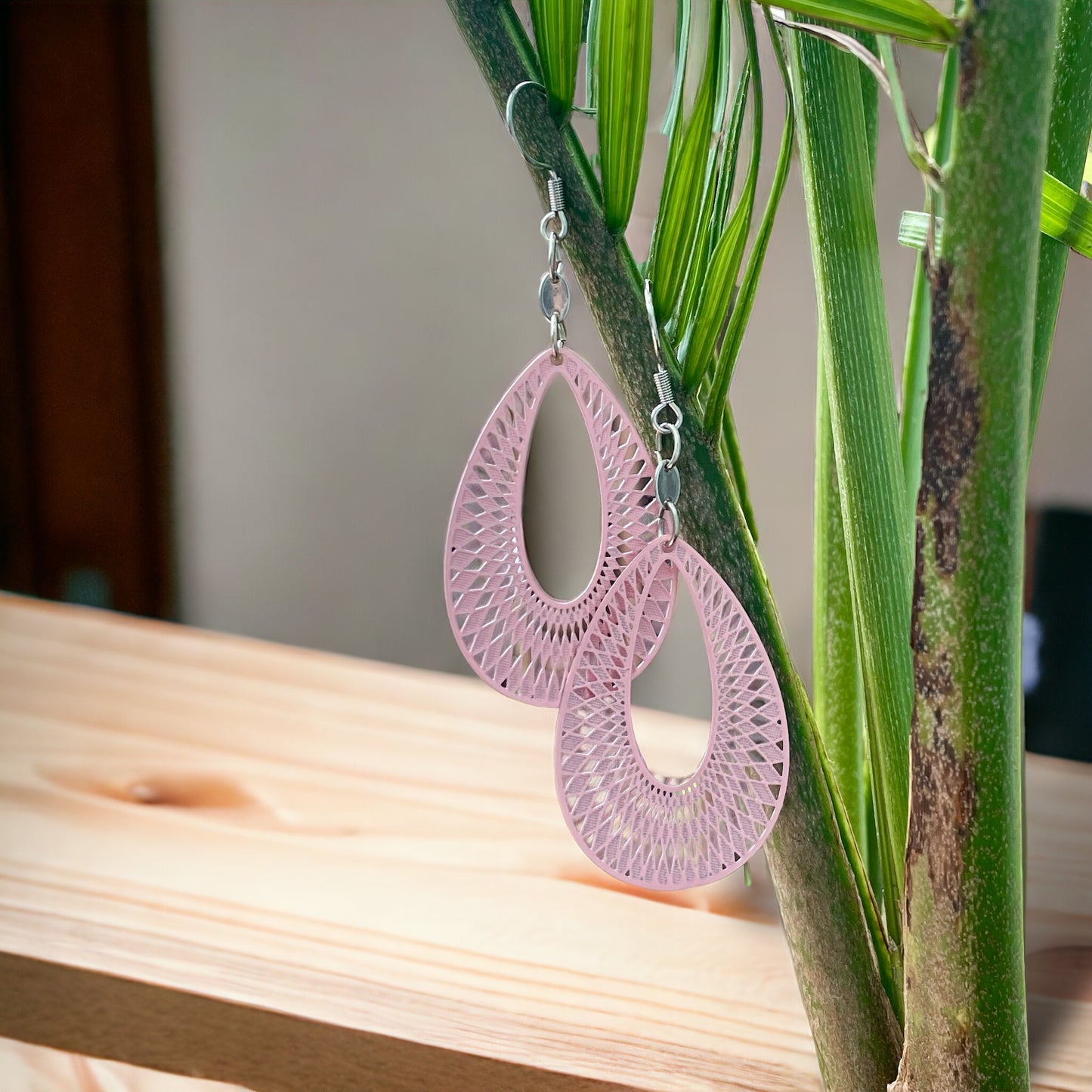 Boucles gouttes filigranes rose