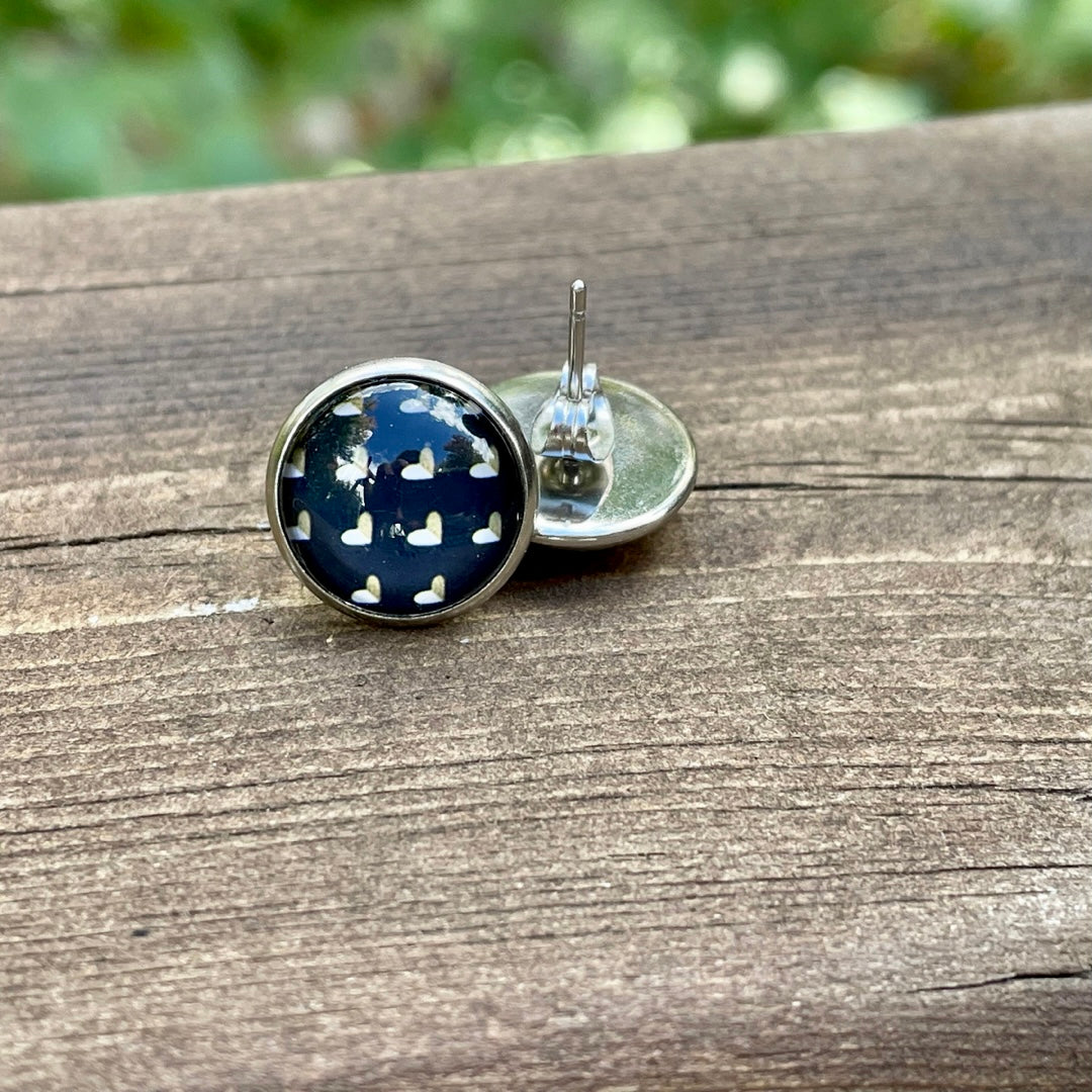 Clous d’oreilles cœurs