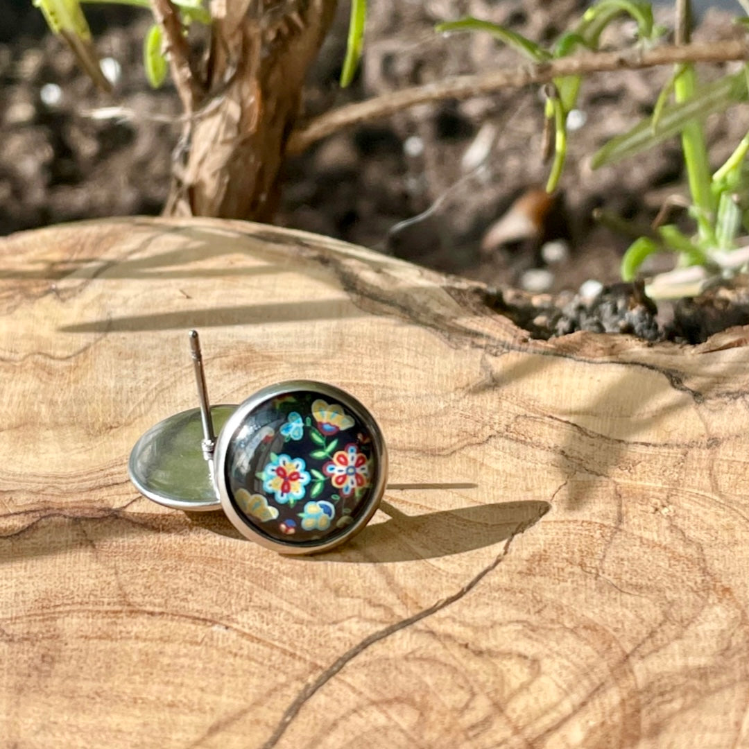 Clous d’oreilles fleuris multicolore