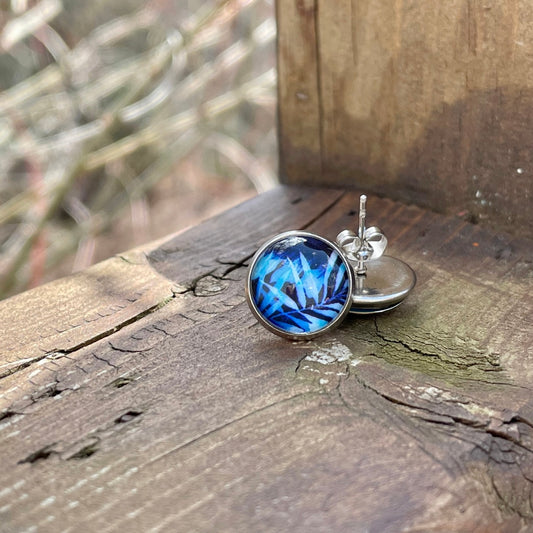 Clous d’oreilles feuillage bleu