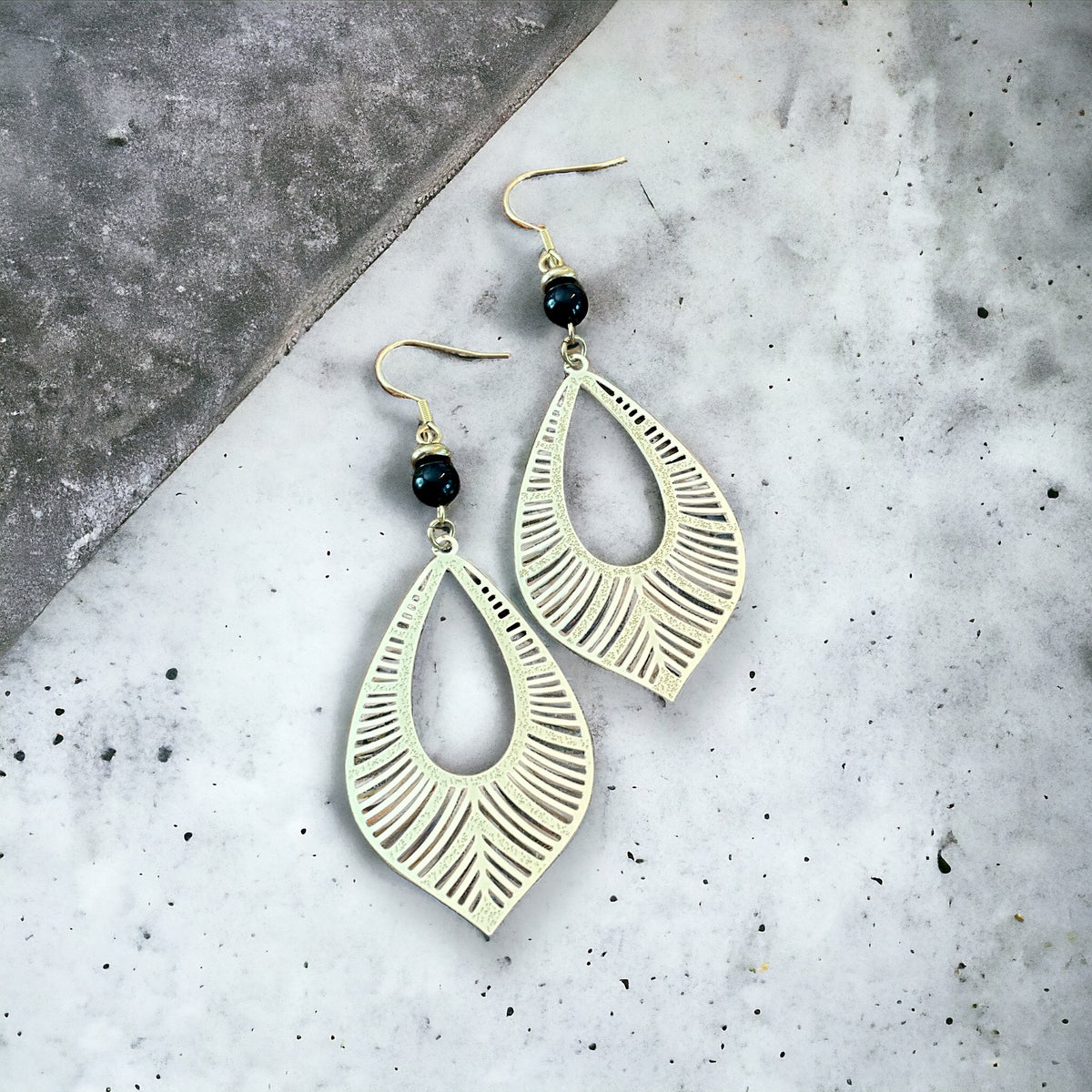 Boucles d’oreilles gouttes or