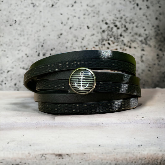 Wrap bracelet en cuir noir et ancre