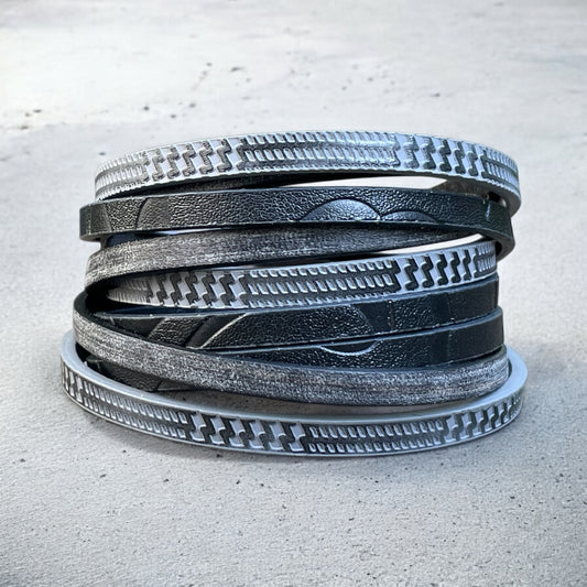 Bracelet de cuir noir et gris