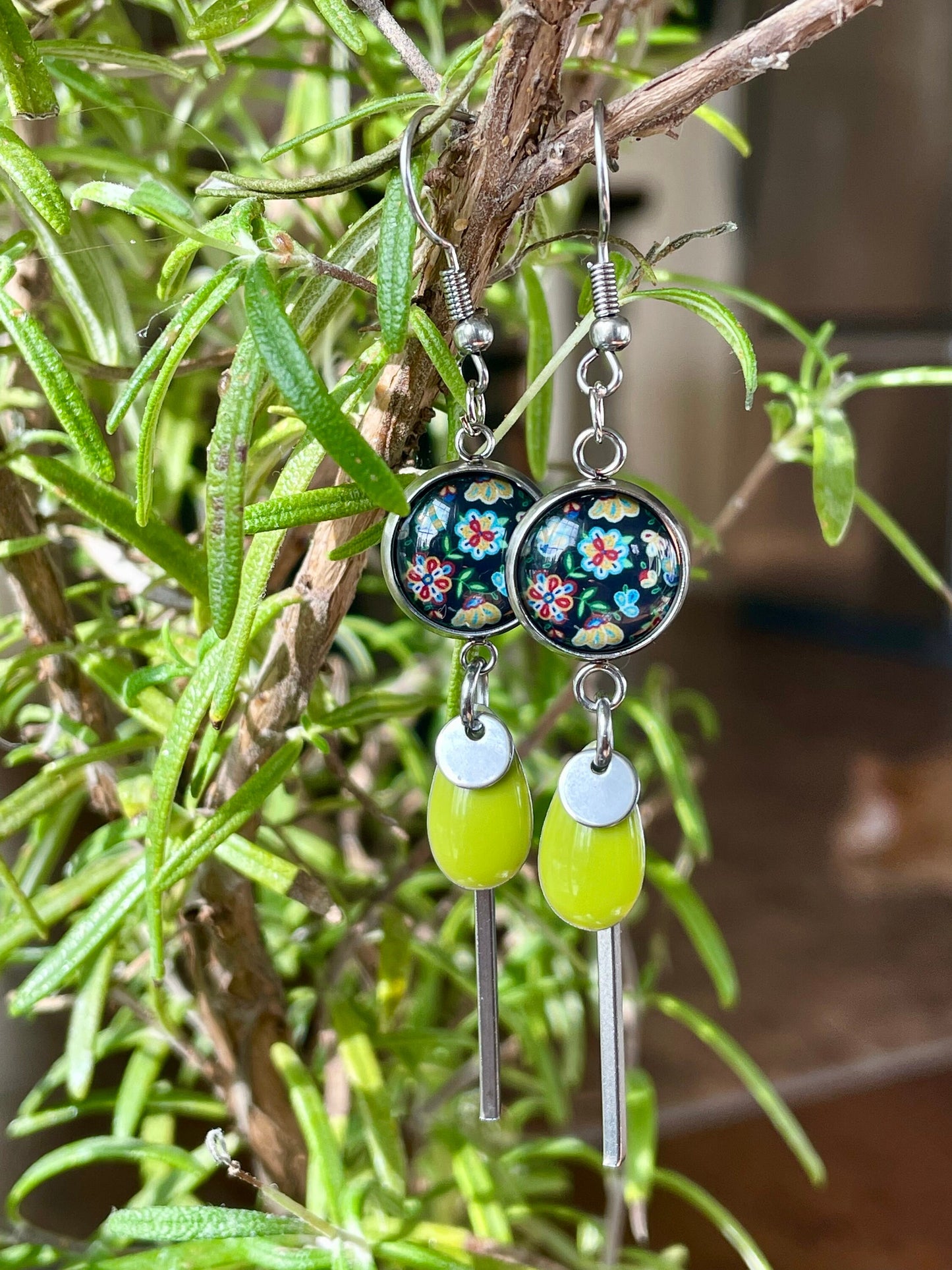 Boucles fleurs et vert pomme