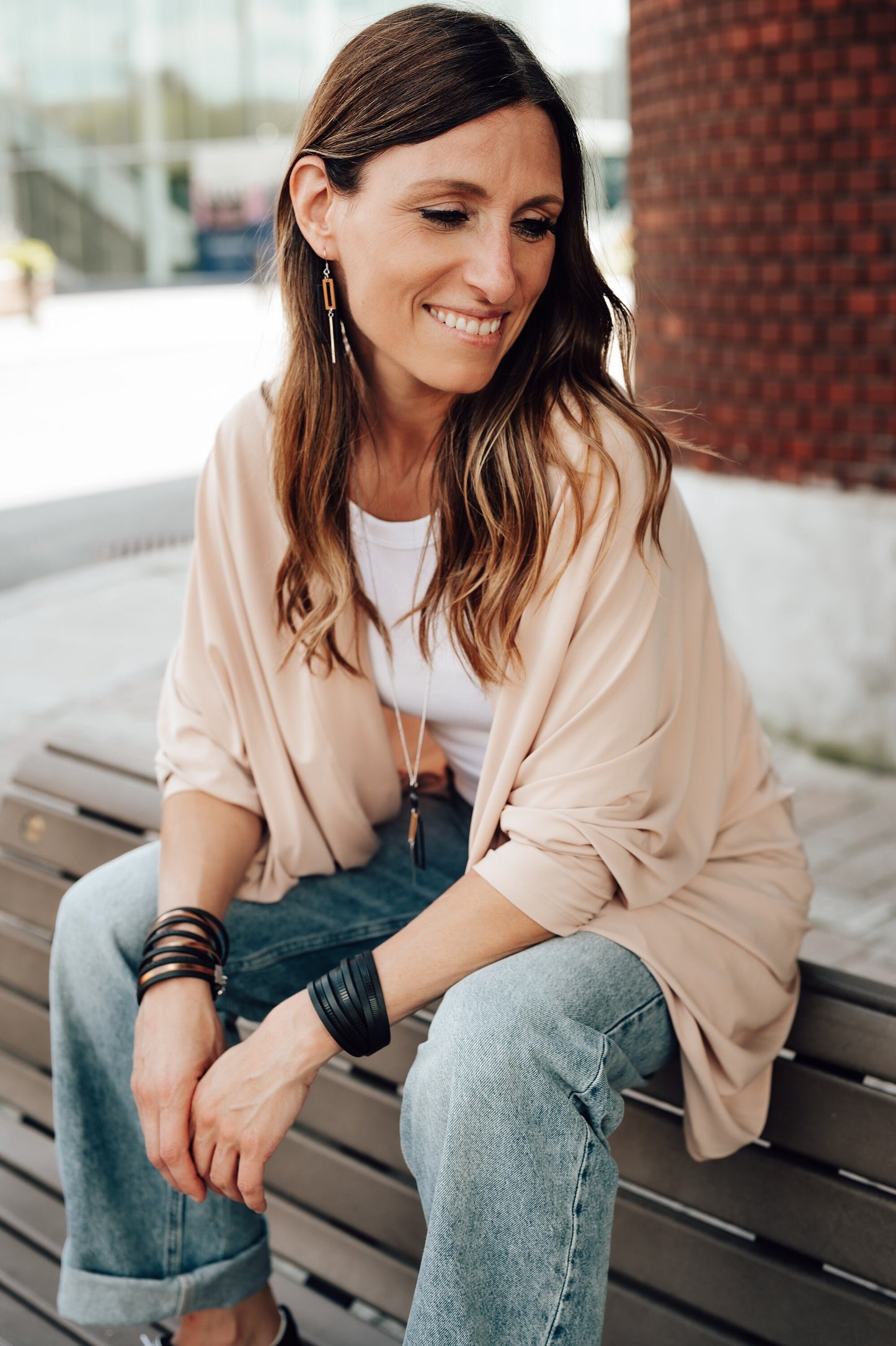 Boucles rectangulaires noir et or